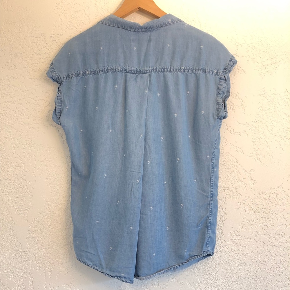 Jachs Girlfriend Palm Print Button Front Blue Cha… - image 2